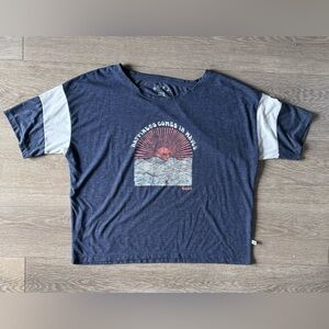 Roxy Women’s Retro Surf Crop Tee - Size Large Navy Blue